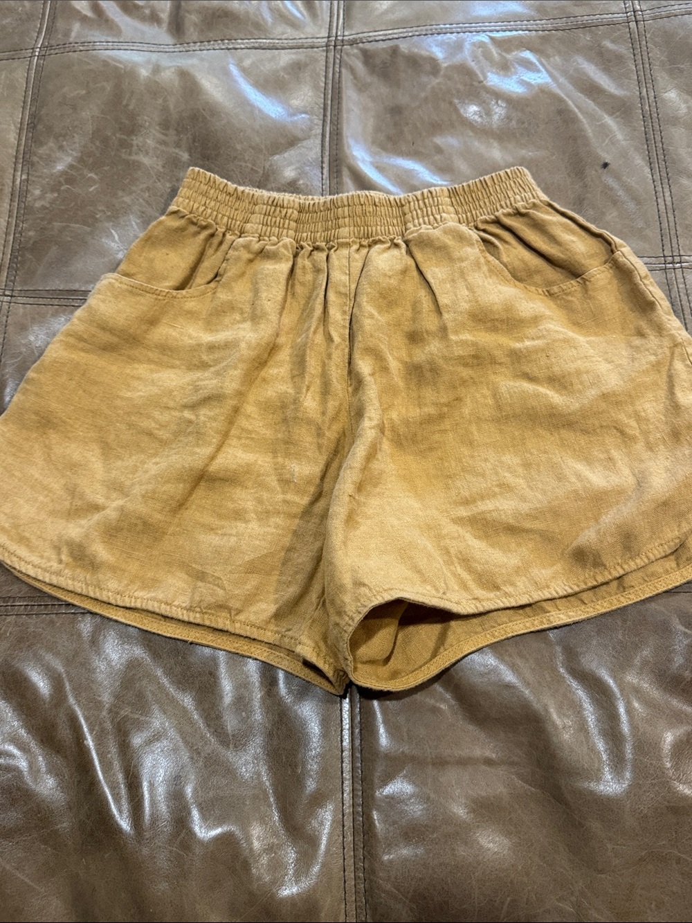 Linenfox Women's Jeri Elastic Waist Track Shorts in Camel S/M